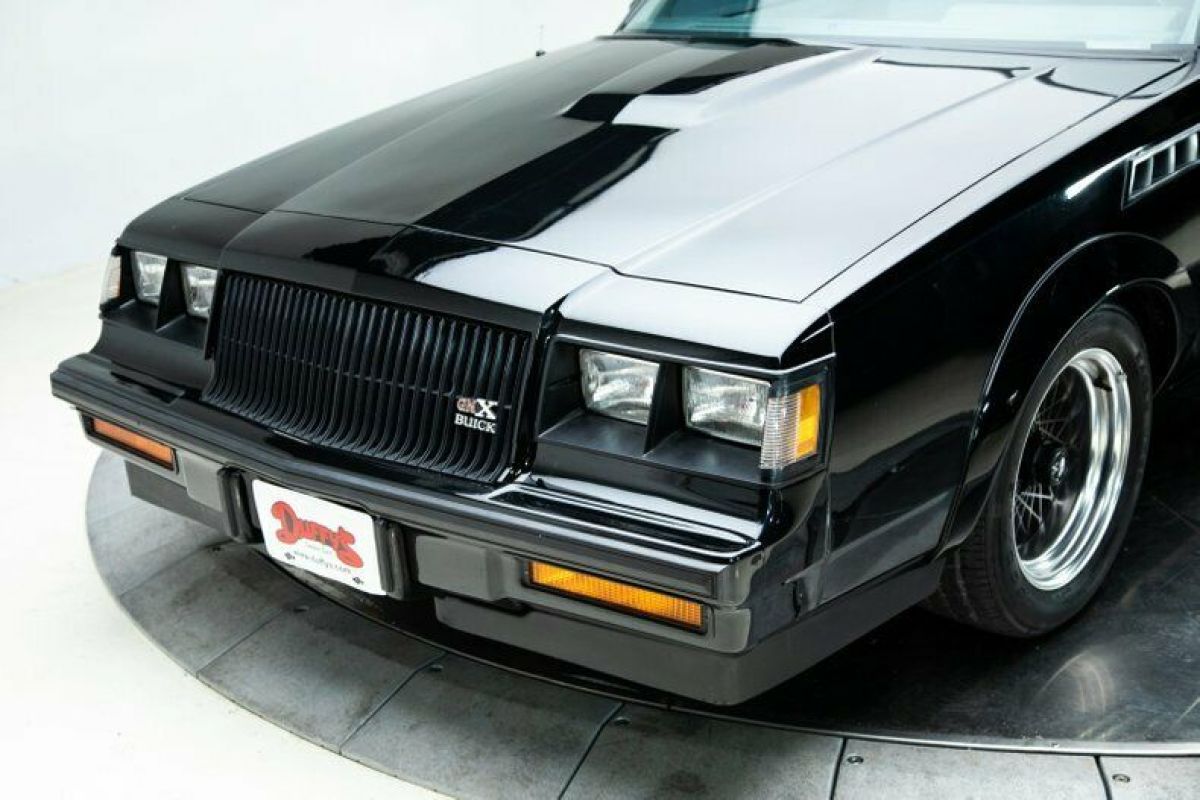 1987 Buick GNX Regal - photo 6