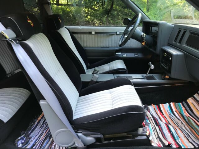 1987 Buick Grand National - photo 9