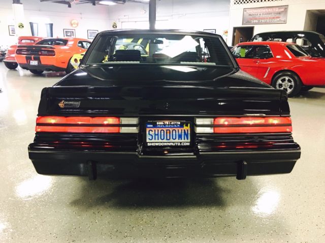 1987 Buick Grand National BLACK - photo 5