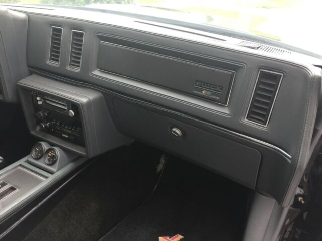 1987 Buick Grand National - photo 9