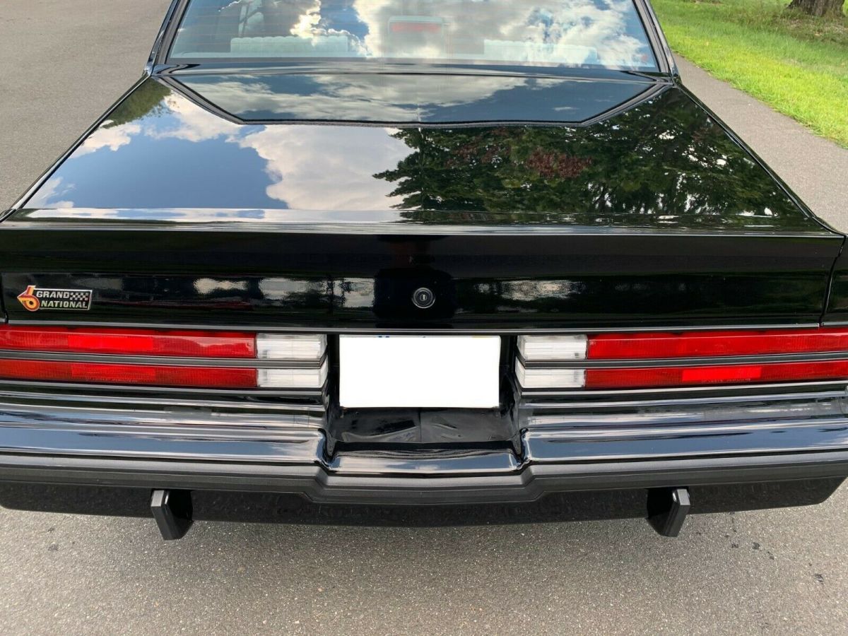 1987 Buick Grand National - photo 3