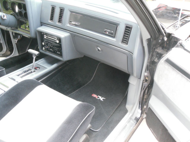 1987 Buick Grand National GNX - photo 5