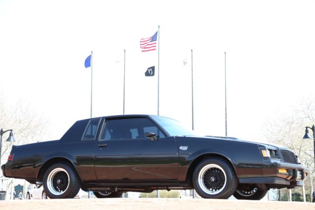 1987 Buick Grand National Turbo Hardtop - photo 2