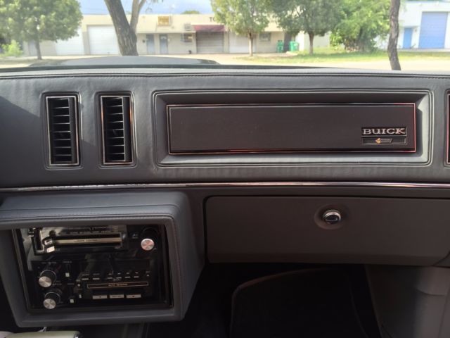 1987 Buick Grand National - photo 11