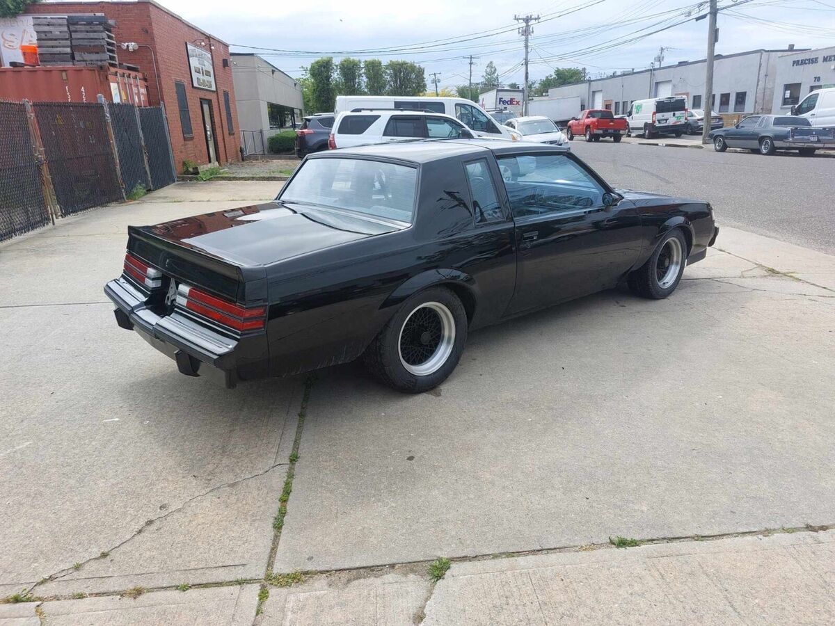 1987 Buick Grand National - photo 2