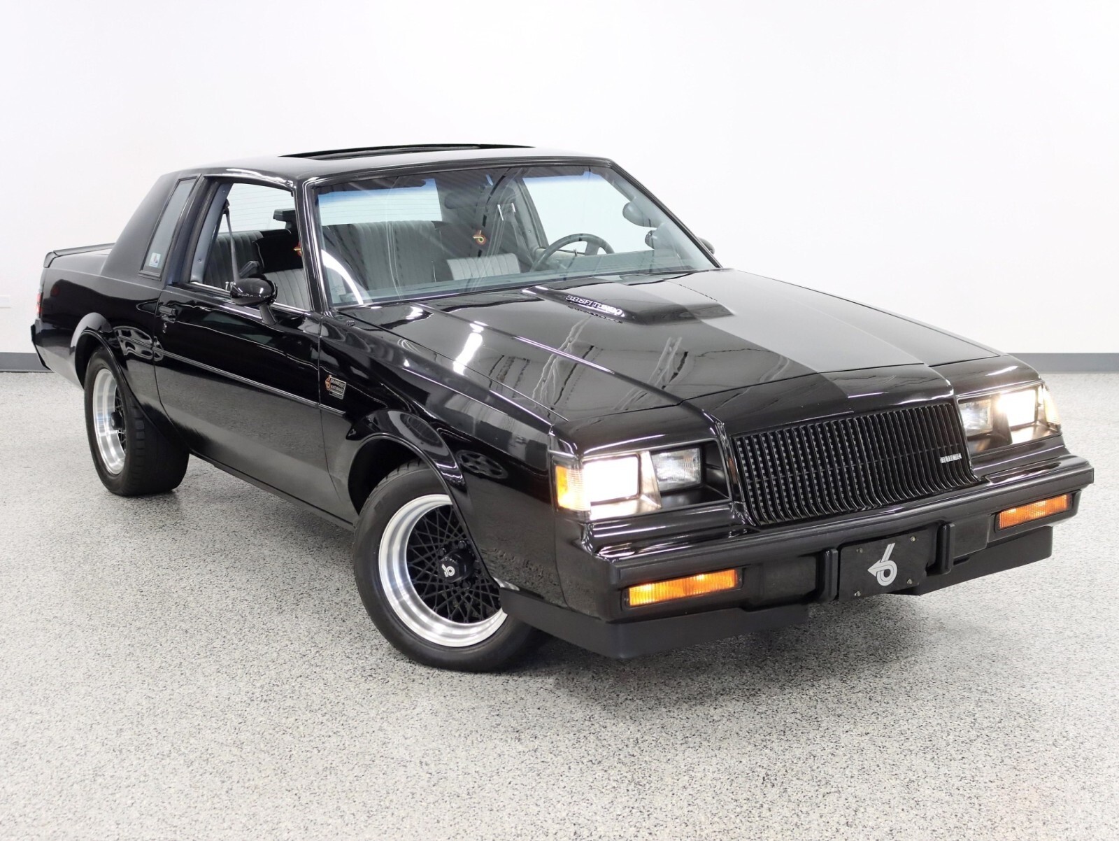 1987 Buick Grand National w/Astroroof Rare Find Huge Option Car 40k Original - photo 7