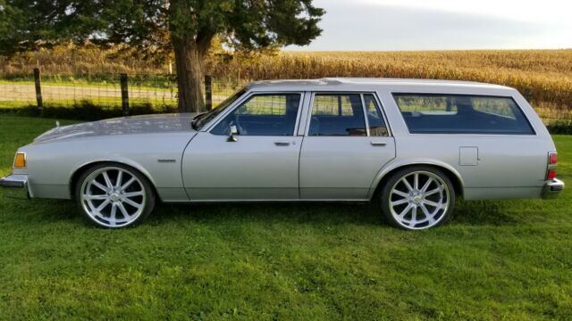 1987 Buick LeSabre Estate Wagon - photo 6