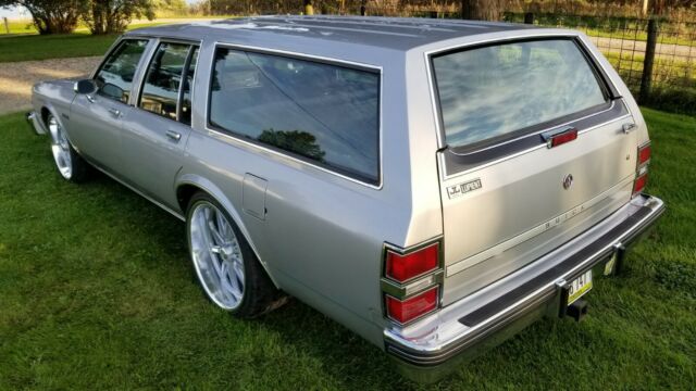 1987 Buick LeSabre Estate Wagon - photo 8