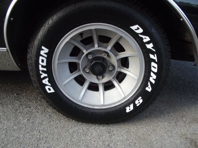 1987 Buick Regal Limited "T-Type" - photo 11