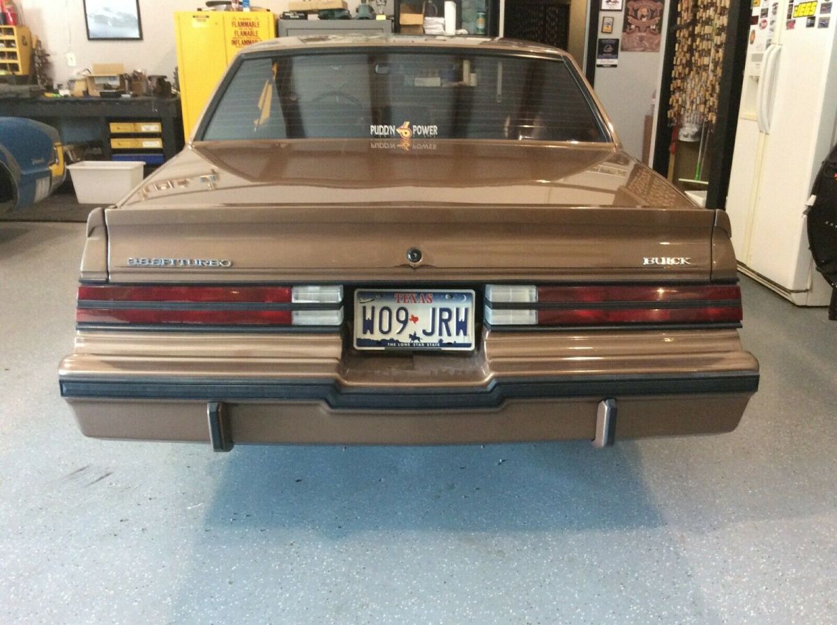 1987 Buick Regal Turbo - photo 2