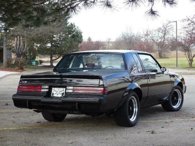 1987 Buick Regal GNX - photo 8