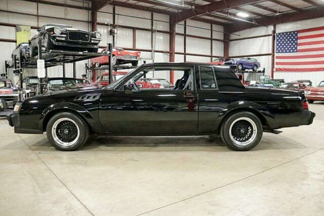 1987 Buick Regal GNX - photo 2