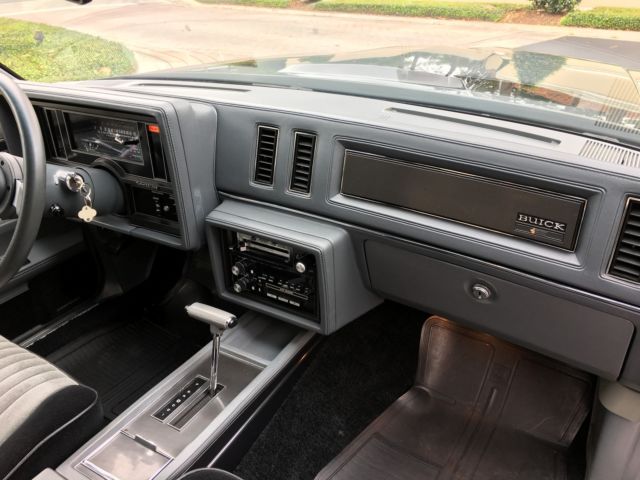 1987 Buick Regal Grand National - photo 10