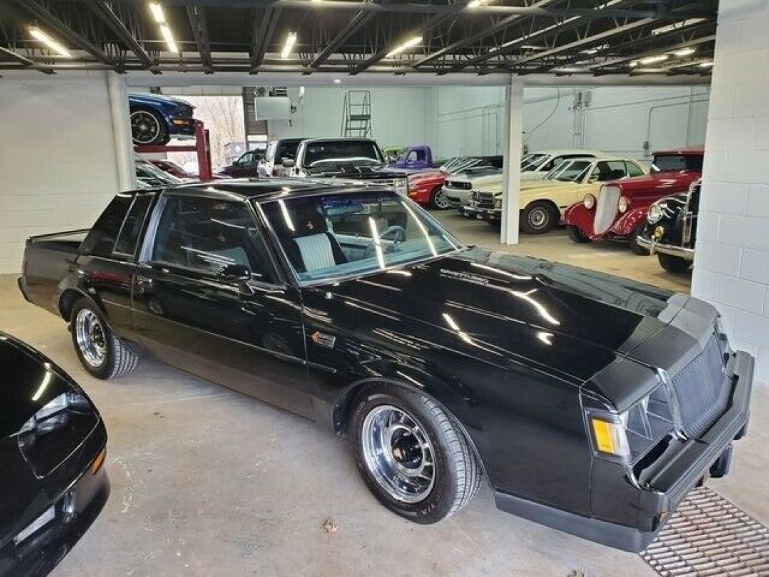 1987 Buick Regal Grand National - photo 4