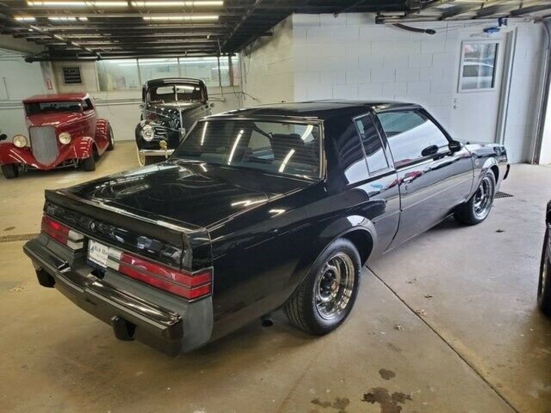 1987 Buick Regal Grand National - photo 7