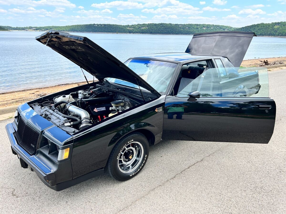 1987 Buick Grand National - photo 2