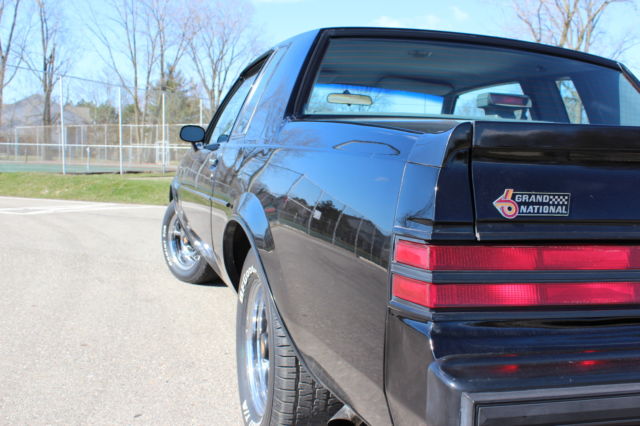 1987 Buick Grand National - photo 3
