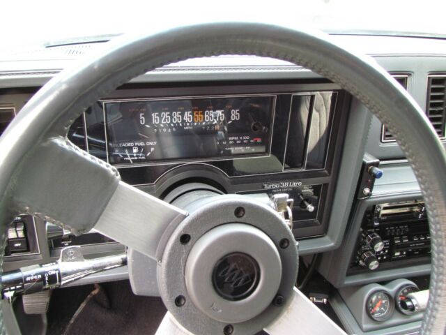 1987 Buick Grand National - photo 8