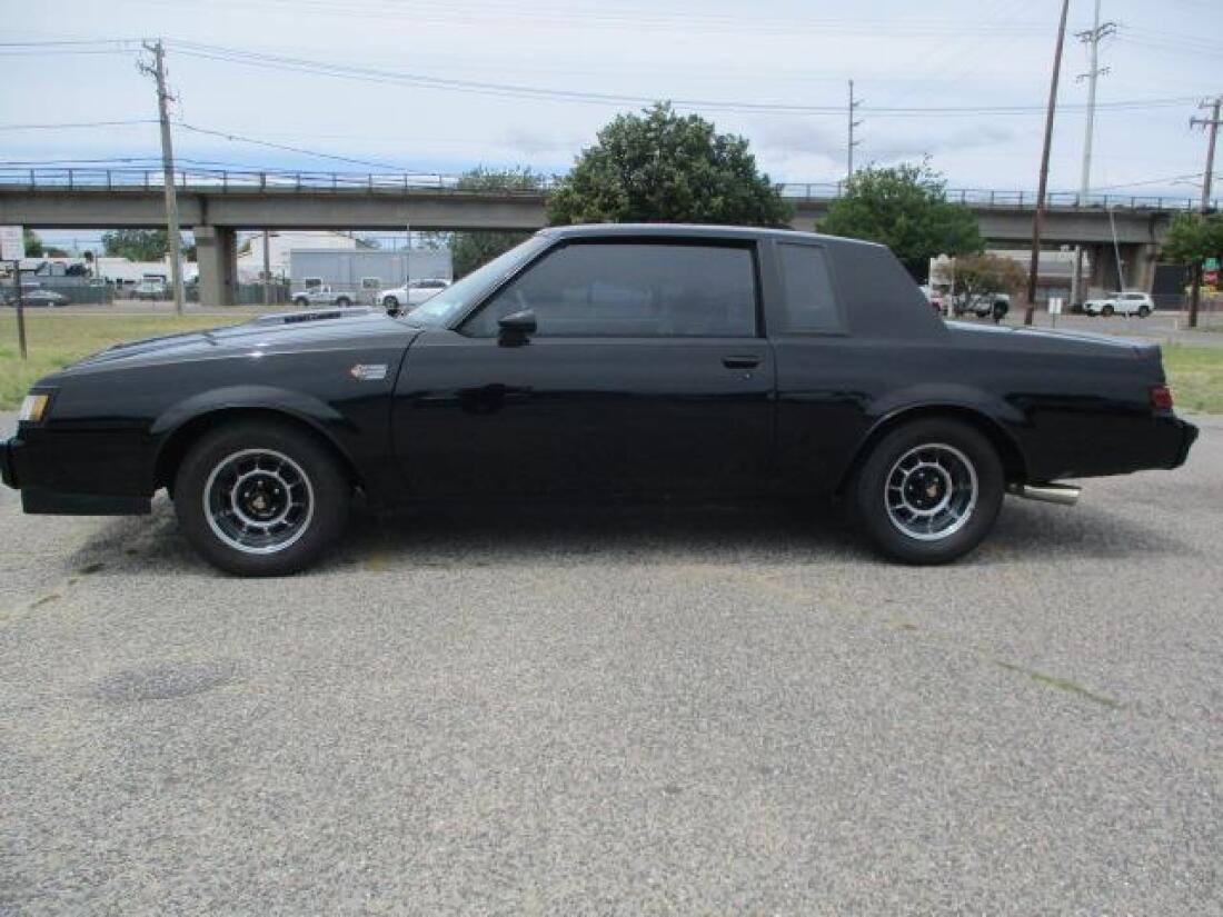 1987 Buick Regal Grand national - photo 4