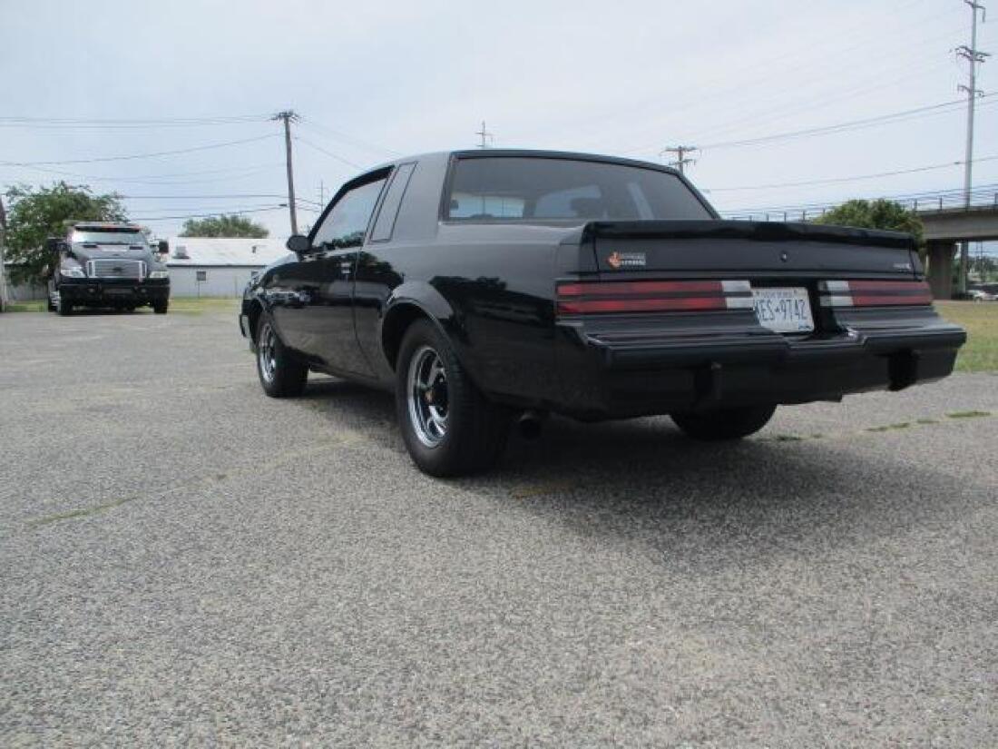 1987 Buick Regal Grand national - photo 6