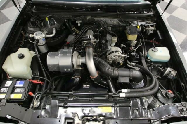 1987 Buick Regal Limited T-Type - photo 4