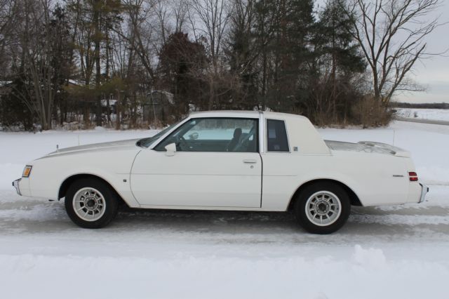 1987 Buick Regal w/T Package 1987 Buick Regal T package