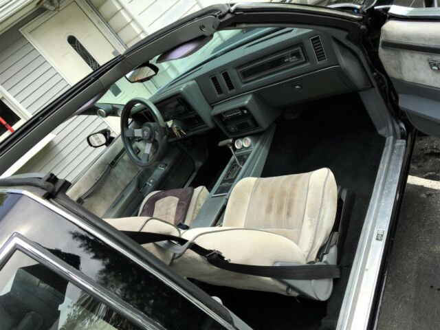 1987 Buick Regal Limited - photo 7