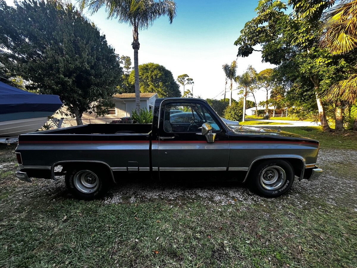 1987 Chevrolet C-10 - photo 2
