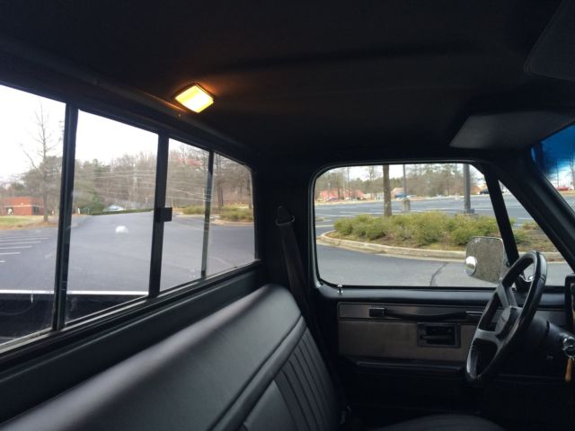 1987 Chevrolet C-10 - photo 9