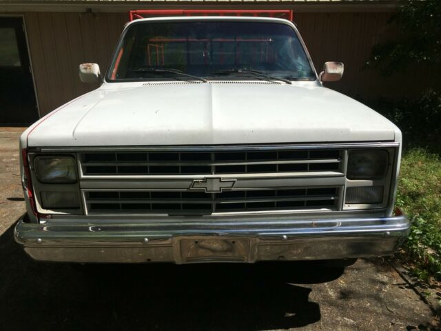 1987 Chevrolet C-10 - photo 2