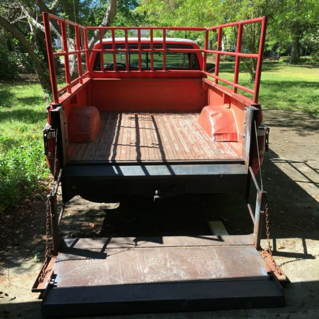 1987 Chevrolet C-10 - photo 4