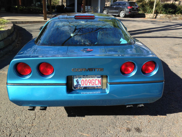 1987 Chevrolet Corvette - photo 2