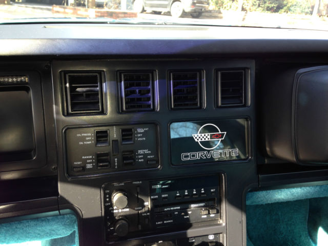 1987 Chevrolet Corvette - photo 9