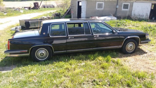 1987 Cadillac Fleetwood 75 - photo 3