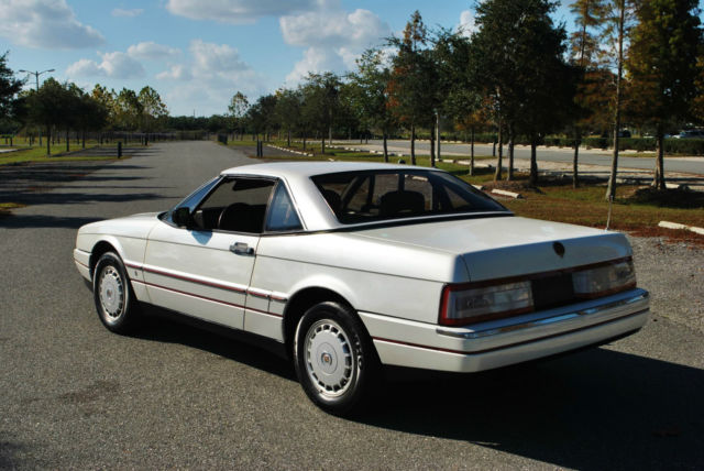 1987 Cadillac Allante Convertible 2-Tops 80K Miles Super Clean! - photo 9