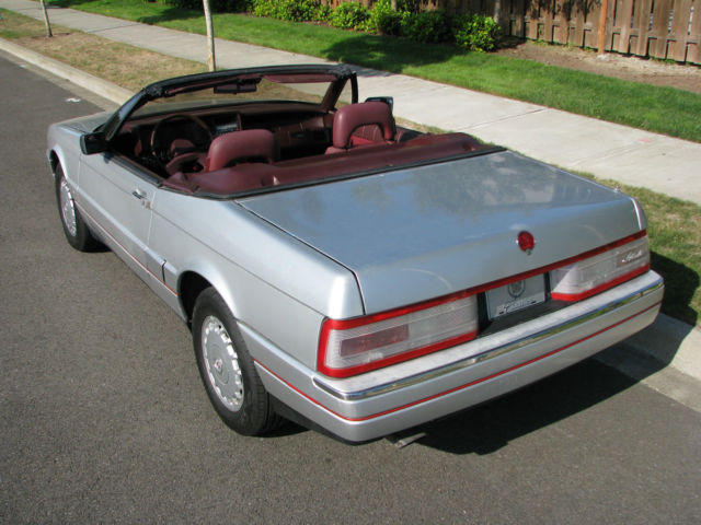 1987 Cadillac Allante - photo 2