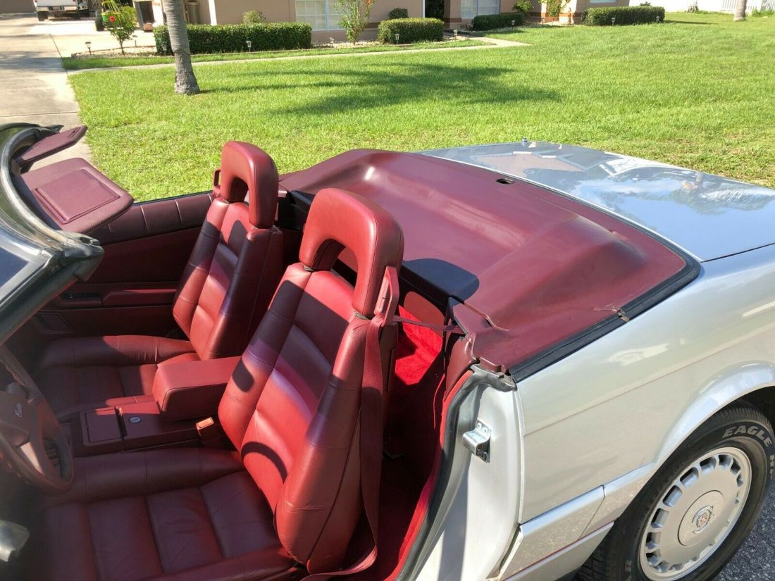 1987 Cadillac Allante - photo 10