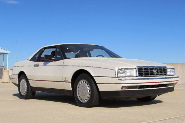 1987 Cadillac Allante - photo 12