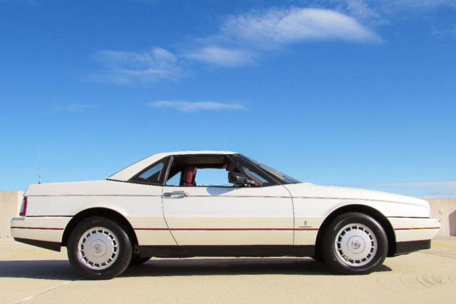 1987 Cadillac Allante - photo 2