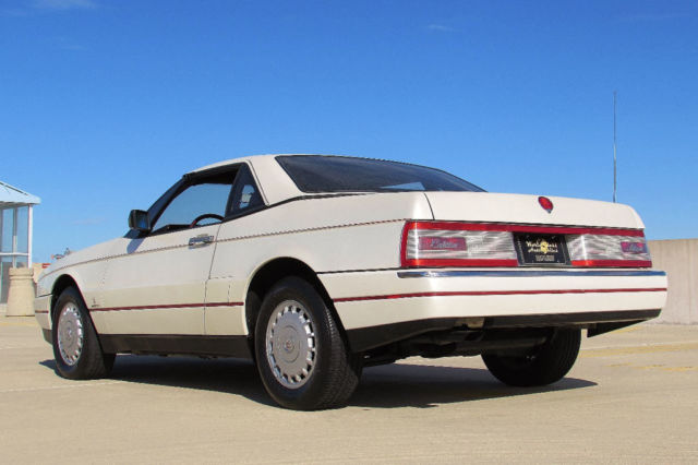 1987 Cadillac Allante - photo 8