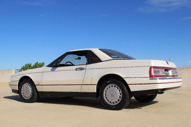 1987 Cadillac Allante - photo 9