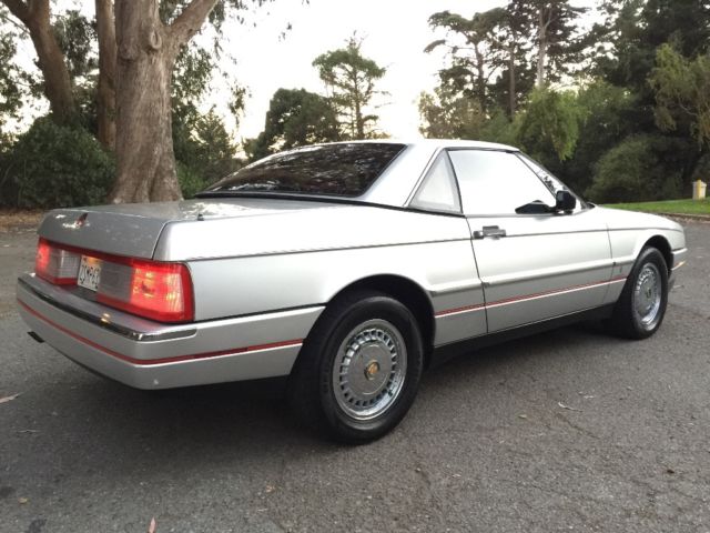 1987 Cadillac Allante - photo 2