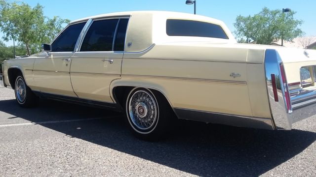 1987 Cadillac Brougham - photo 2