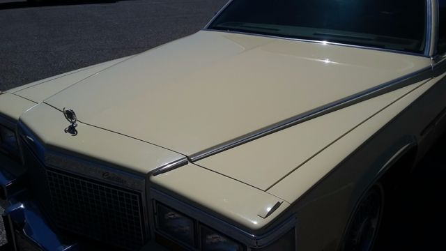 1987 Cadillac Brougham - photo 3