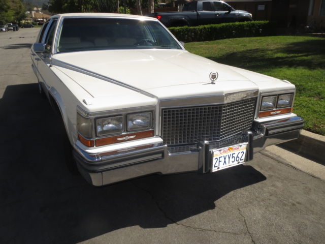 1987 Cadillac Brougham - photo 2