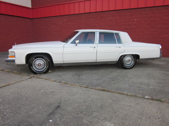 1987 Cadillac DeVille - photo 2