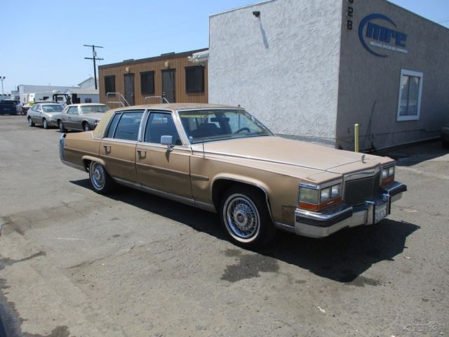 1987 Cadillac Brougham Base Sedan 4-Door - photo 7