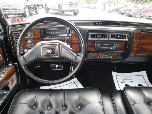 1987 Cadillac Brougham d'Elegance - photo 8