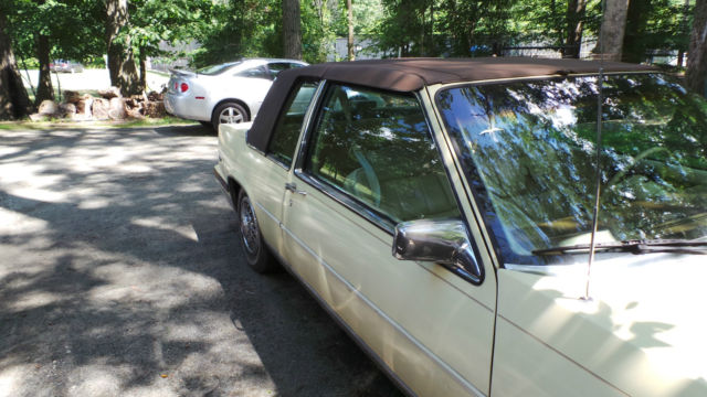 1987 Cadillac DeVille - photo 2