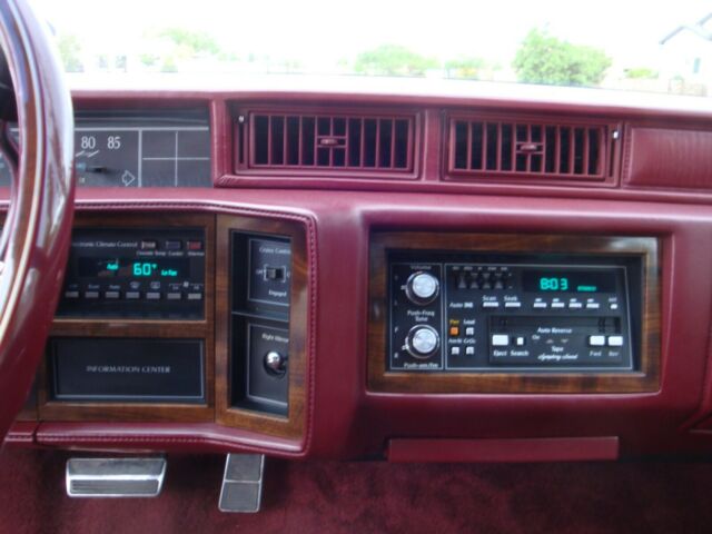 1987 Cadillac DeVille - photo 13